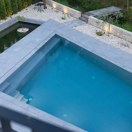 别墅 V106 - With The Pool Ljubuški