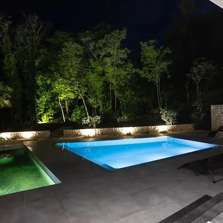 V106 - With The Pool * Ljubuski