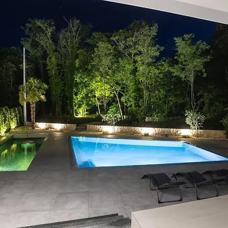 V106 - With The Pool * Ljubuški